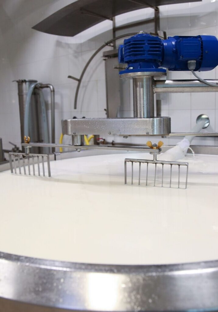 Milk_curd-prep_tank